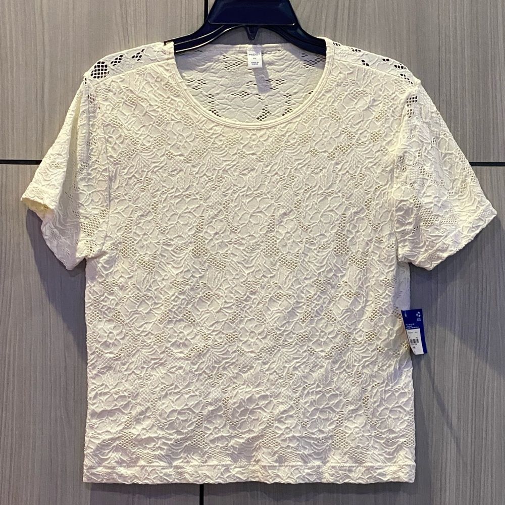 Arizona Lace Top NWT